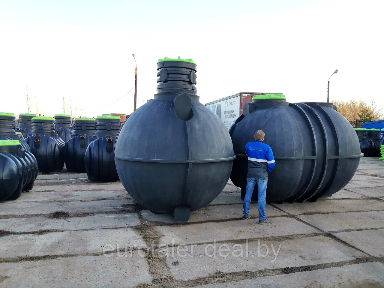 Фото-2335 Резервуар для питьевой воды подземный горизонтальный 10 м3 (10000 литров)